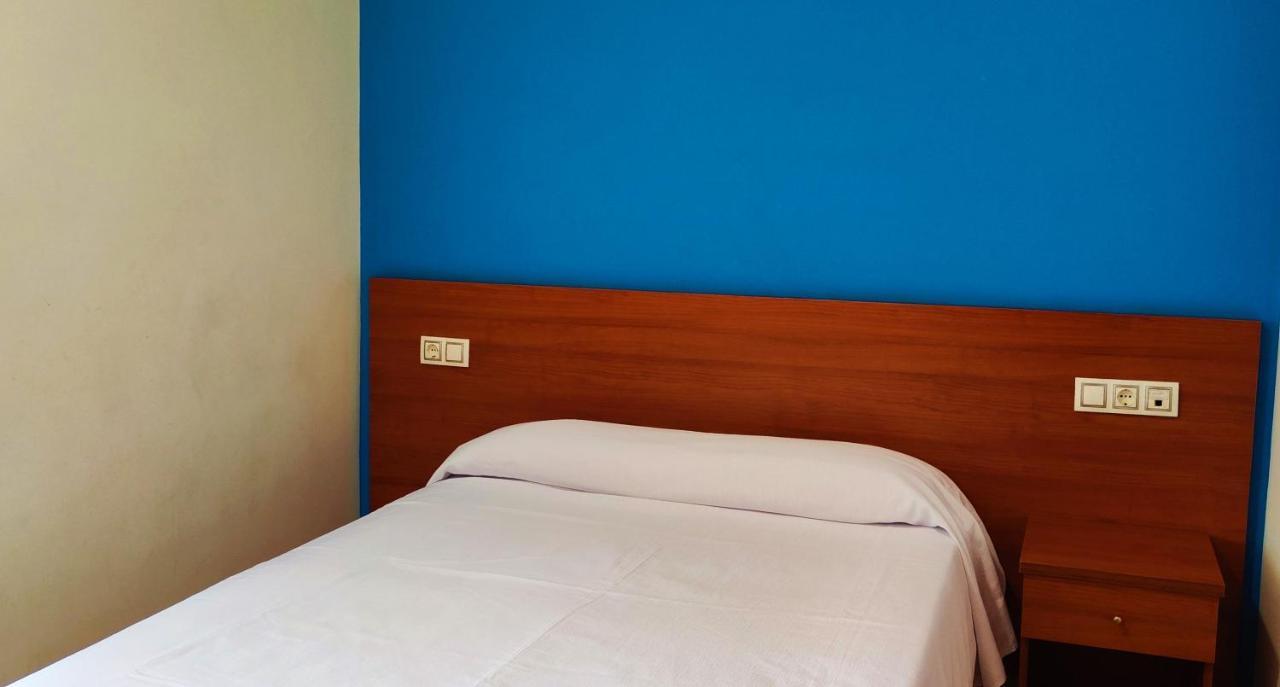 Pension San Roque Луго Екстериор снимка