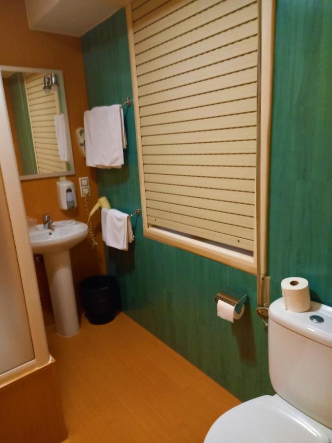 Pension San Roque Луго Екстериор снимка